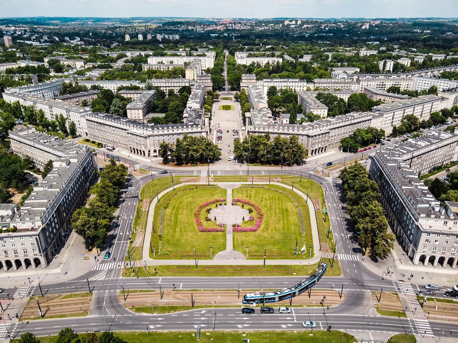 Plac Centralny w Nowej Hucie z lotu ptaka